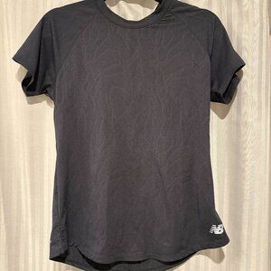 New Balance Running Women's Q Speed Fuel Jacquard Short Sleeve | Black, Size S